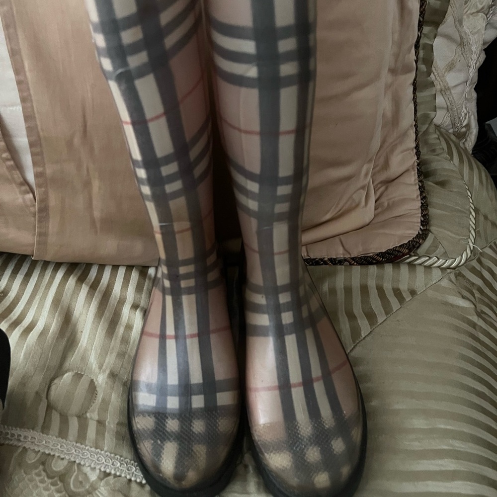 Rain Boots BurBerry - Picture 2 of 12